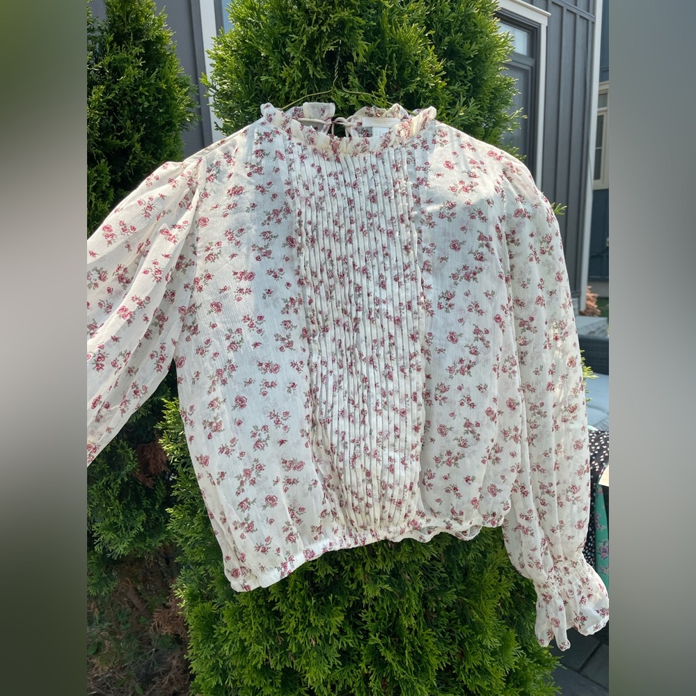 Sheer floral blouse!